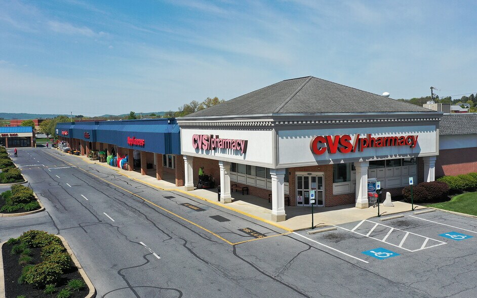 More Photos Of 127-133 Doe Run Rd, Manheim Unknown For Lease
