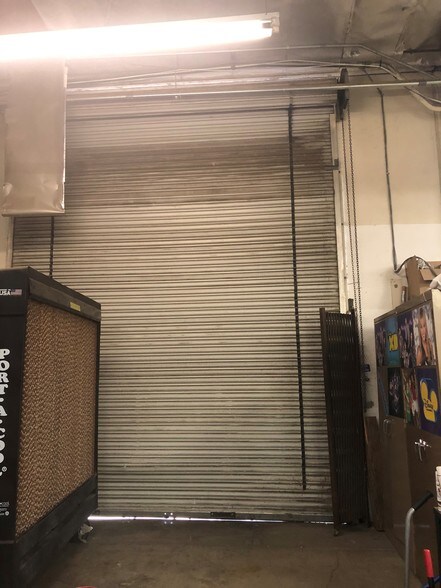 More Photos Of 4485 Runway St, Simi Valley Warehouse For Lease