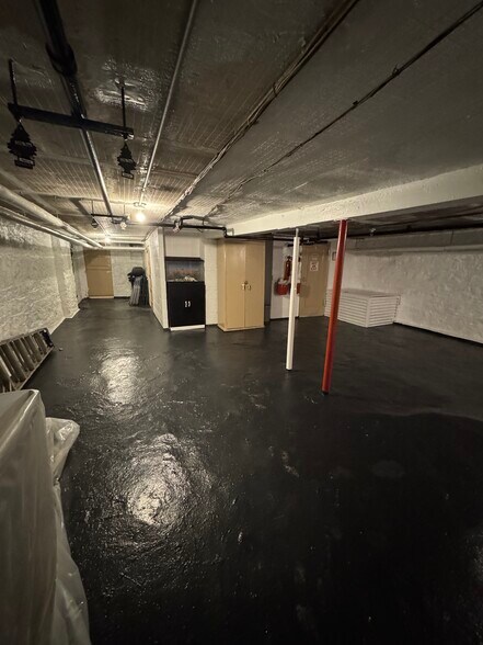 More Photos Of 1707 Stanhope St, Ridgewood Apartments For Sale