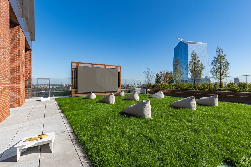 More Photos Of 3025 JFK, Philadelphia Office For Lease