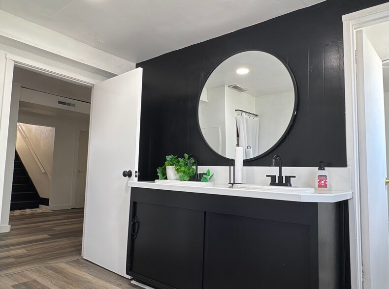 More Photos Of 400 Church St, Sandpoint Lodge Meeting Hall For Lease