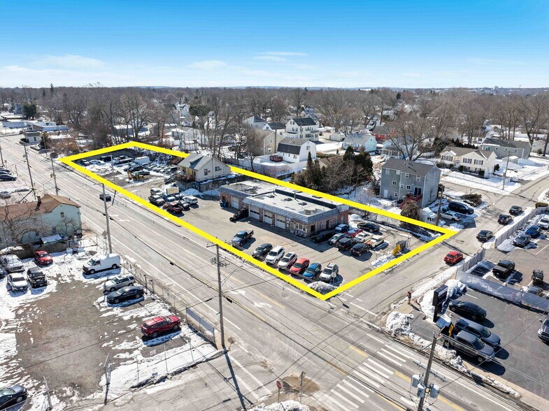 More Photos Of 1791 Elmwood Ave, Warwick Freestanding For Sale