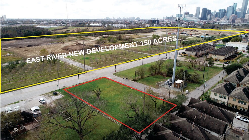 More Photos Of 216 Clinton Dr, Houston Land For Sale