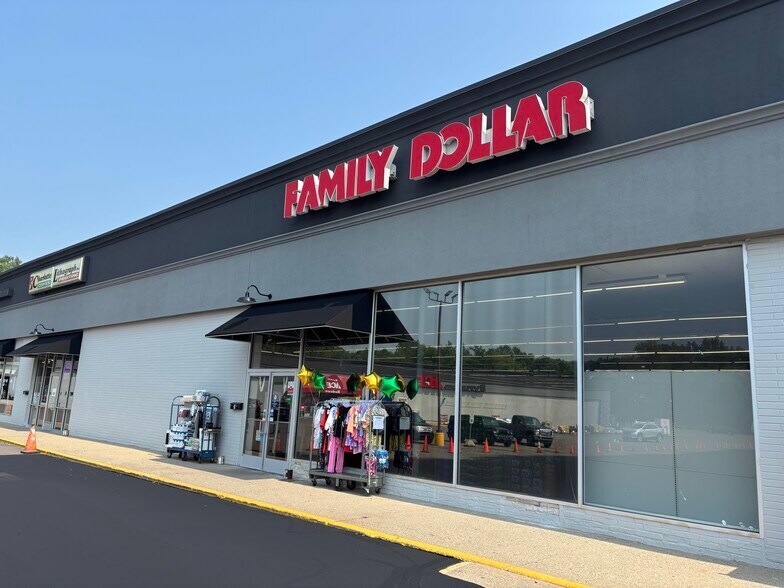 More Photos Of 515 Lansing St, Charlotte Unknown For Lease