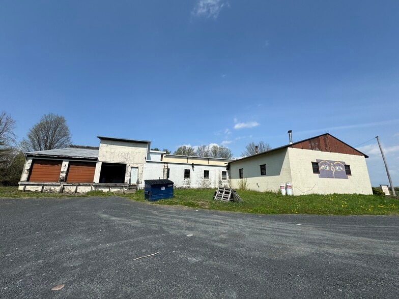 More Photos Of 116 Costa Rd, Highland Manufacturing For Sale