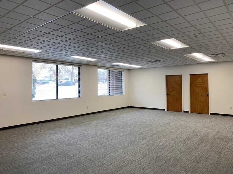 More Photos Of 445 S Main St, Akron Office For Lease