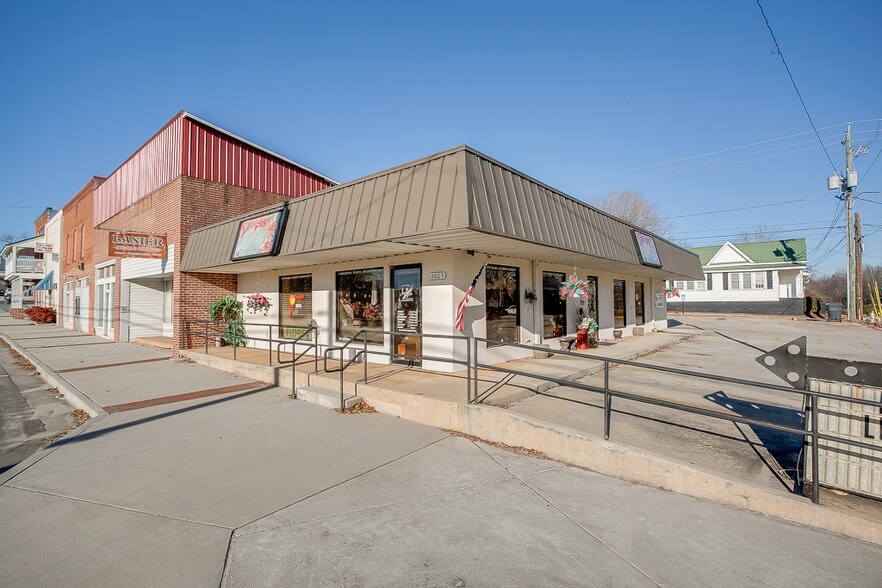 More Photos Of 6003 Main St, Lula Storefront Retail Office For Sale