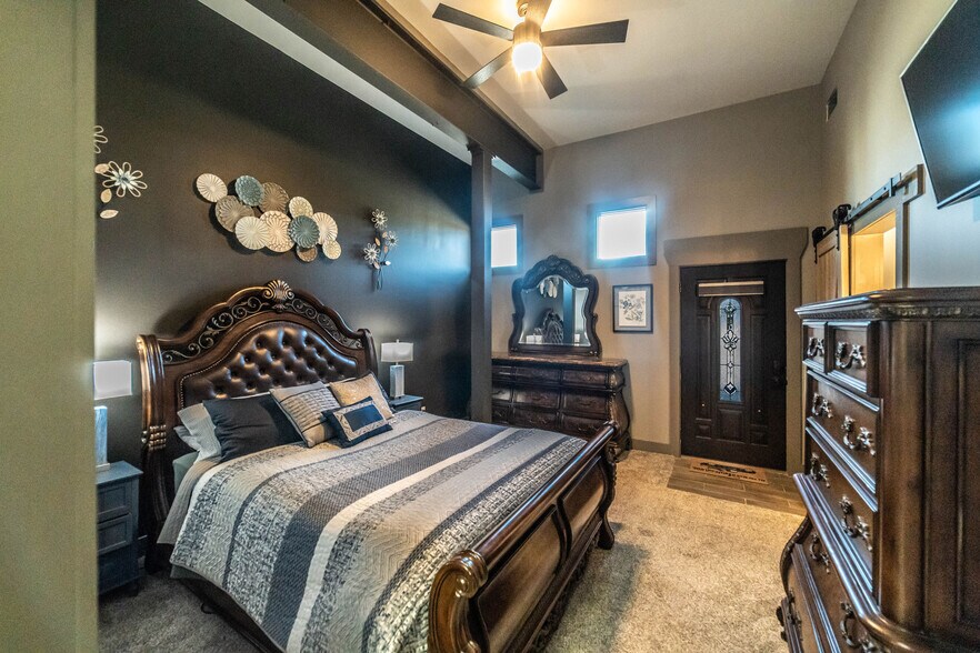 More Photos Of 333 N 9th St, Paducah Storefront Retail Residential For Sale