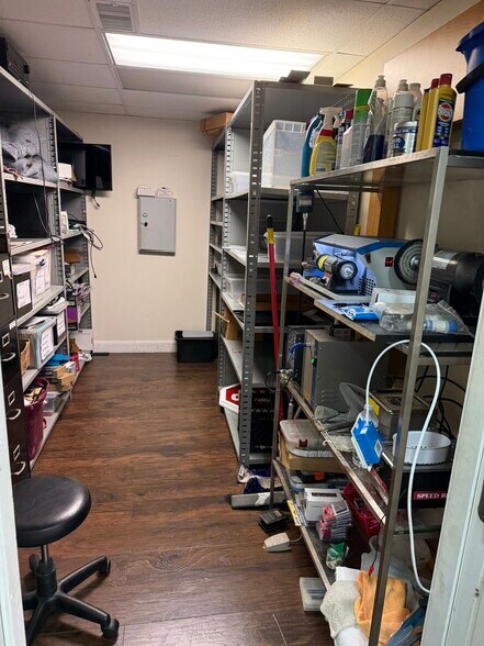 More Photos Of 3816-3820 Grand Blvd, New Port Richey Unknown For Lease