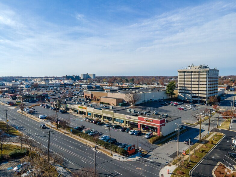 More Photos Of 910 Fairlawn Ave, Laurel Unknown For Lease