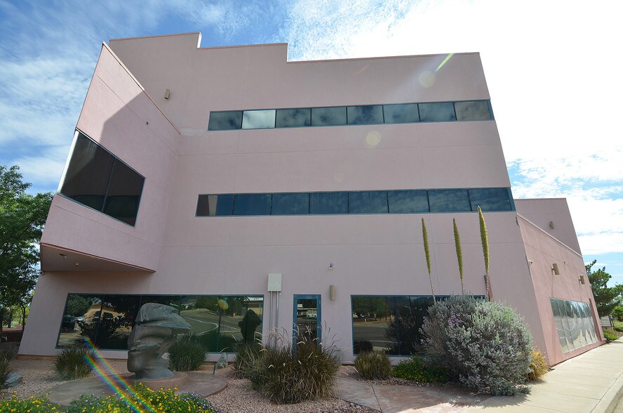 More Photos Of 333 W Wilcox Dr, Sierra Vista Office For Lease