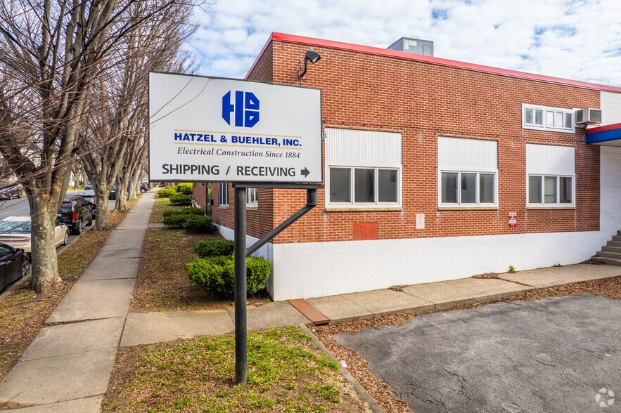 More Photos Of 826 Monocacy St, Bethlehem Showroom For Lease