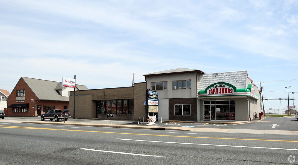 More Photos Of 9105 Belair Rd, Nottingham Office For Lease