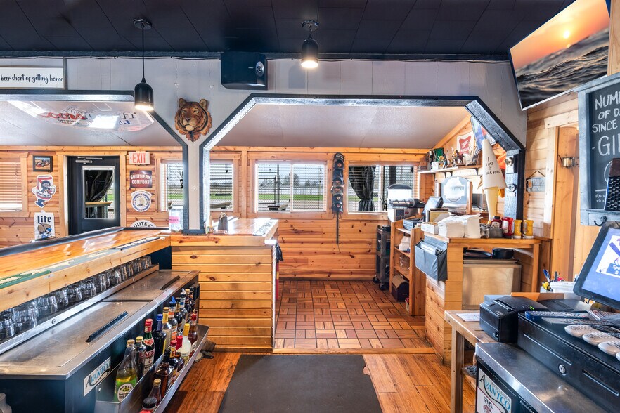 More Photos Of W12010 Rose Eld Rd, Ripon Restaurant For Sale