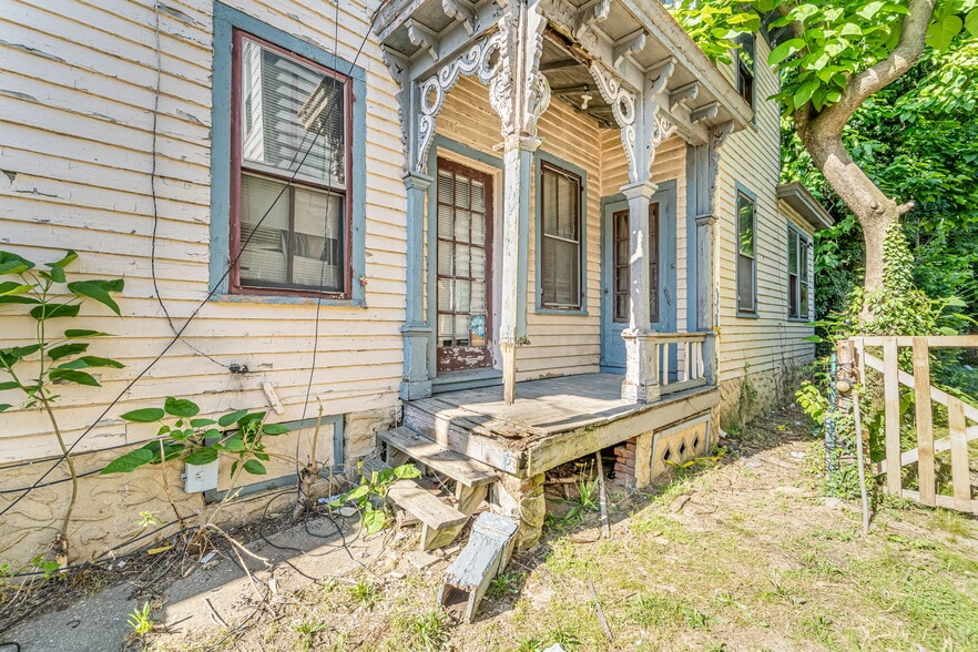 More Photos Of 177 East Ave, Bridgeton Apartments For Sale