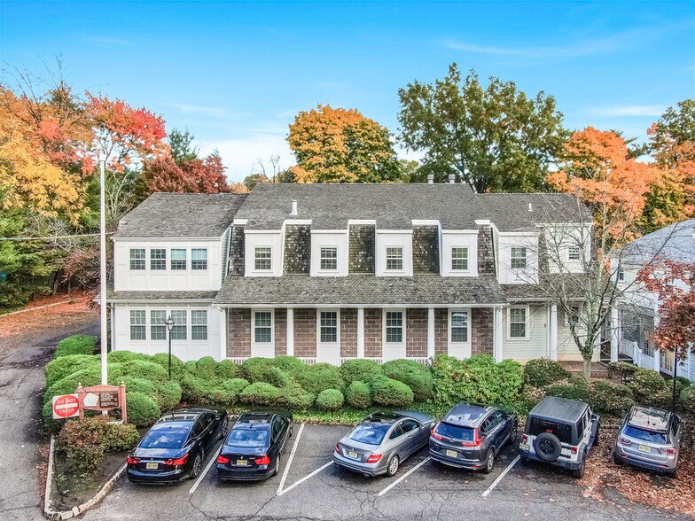 More Photos Of 285 Grand Ave, Englewood Medical For Lease