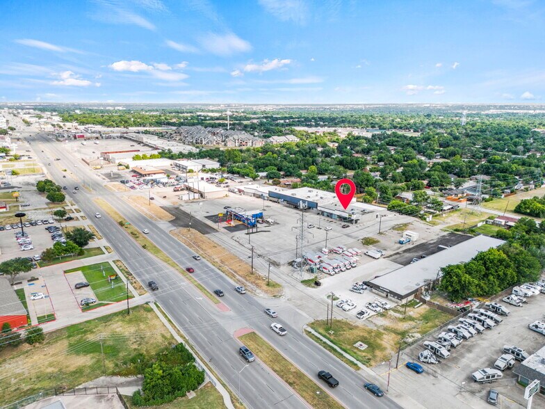 More Photos Of 8309-8325 Camp Bowie W Blvd, Fort Worth Unknown For Lease