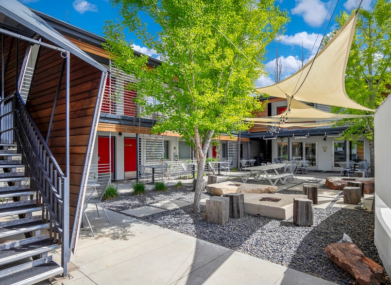 More Photos Of 1314 W Grove St, Boise Hotel For Sale