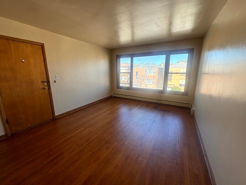 More Photos Of 6229-31 W Belmont Ave, Chicago Apartments For Sale