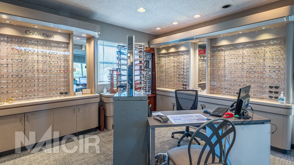 More Photos Of 235 Division St, Harrisburg Medical For Sale