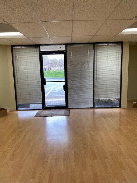 More Photos Of 1855-1875 O'Toole Ln, San Jose Light Manufacturing For Sale