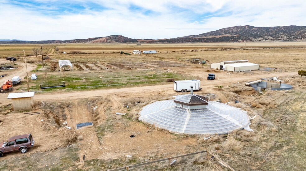 More Photos Of 700 N Center Street, Summit Land For Sale