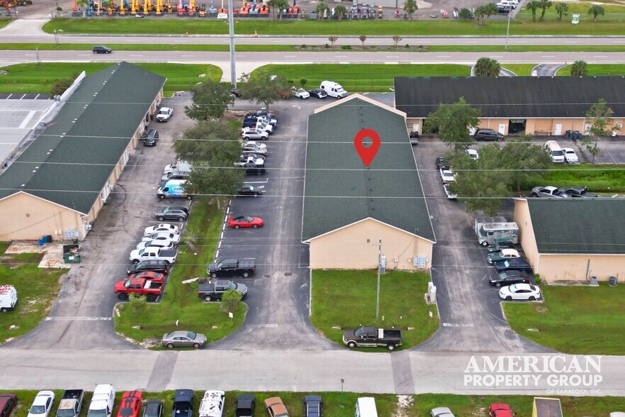 More Photos Of 19800 Veterans Blvd, Port Charlotte Warehouse For Lease