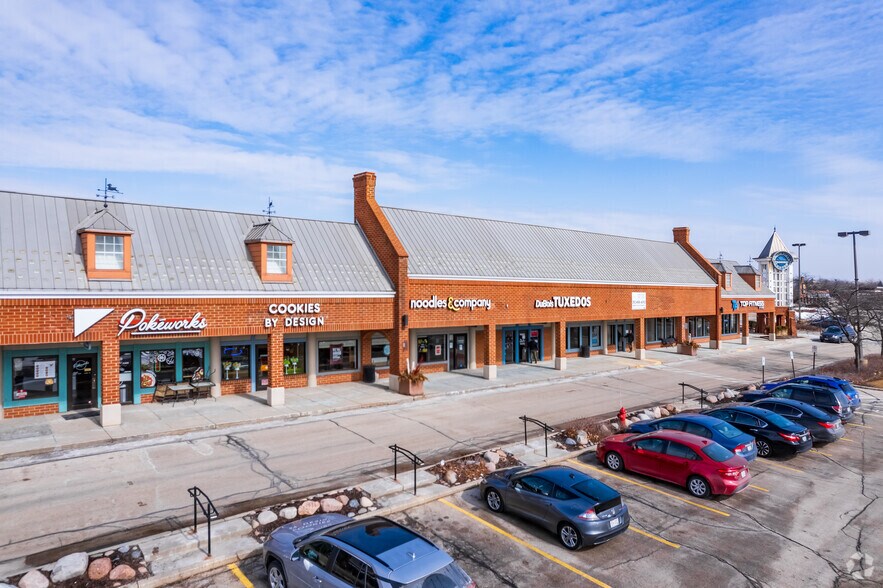 More Photos Of 16700-17000 W Bluemound Rd, Brookfield Unknown For Lease