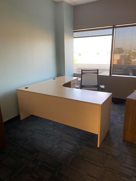 More Photos Of 800 S Barranca Ave, Covina Office For Lease