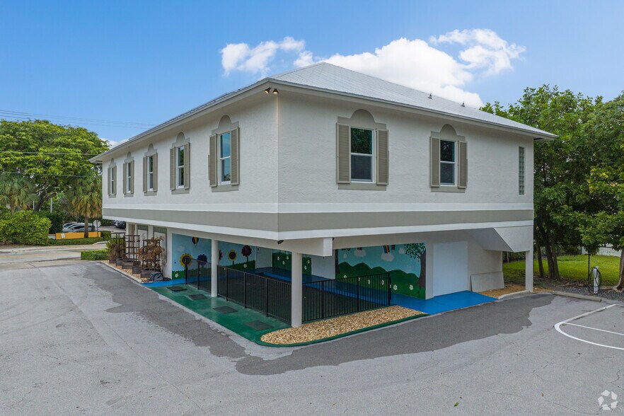 More Photos Of 164 W Royal Palm Rd, Boca Raton Office Residential For Lease