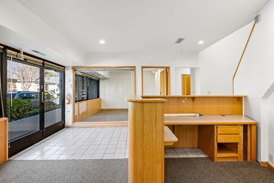 More Photos Of 610 Davis St, Santa Rosa Office Residential For Sale