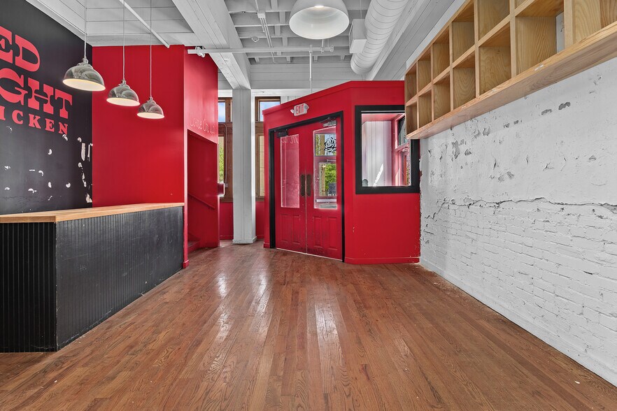 More Photos Of 332 E 1st St, Tulsa Restaurant For Lease