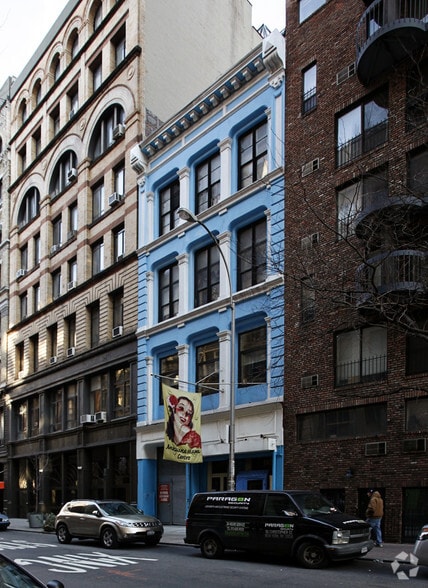 More Photos Of 827-829 Broadway, New York Loft Creative Space For Lease