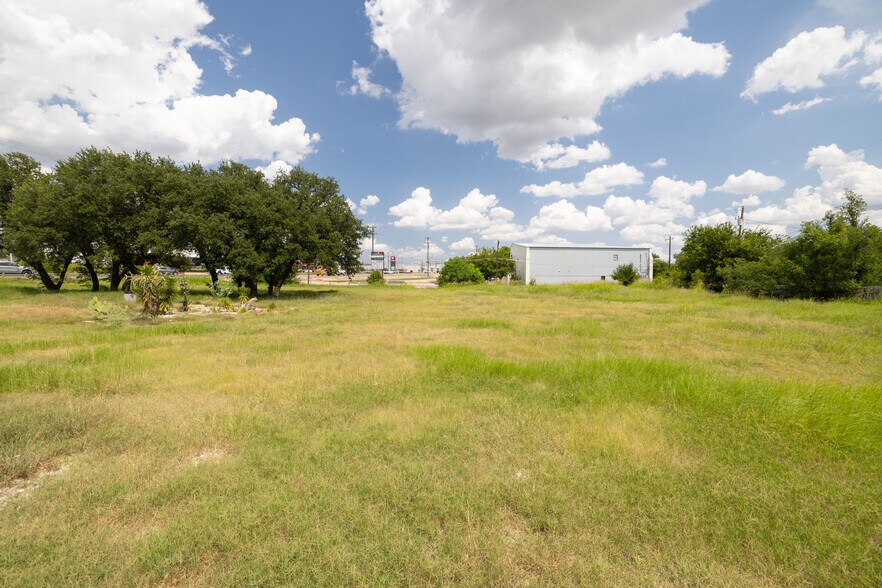 More Photos Of 14011 W State Highway 29, Liberty Hill Land For Sale