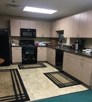 More Photos Of 16331-16345 E 9 Mile Rd, Eastpointe Office For Sale