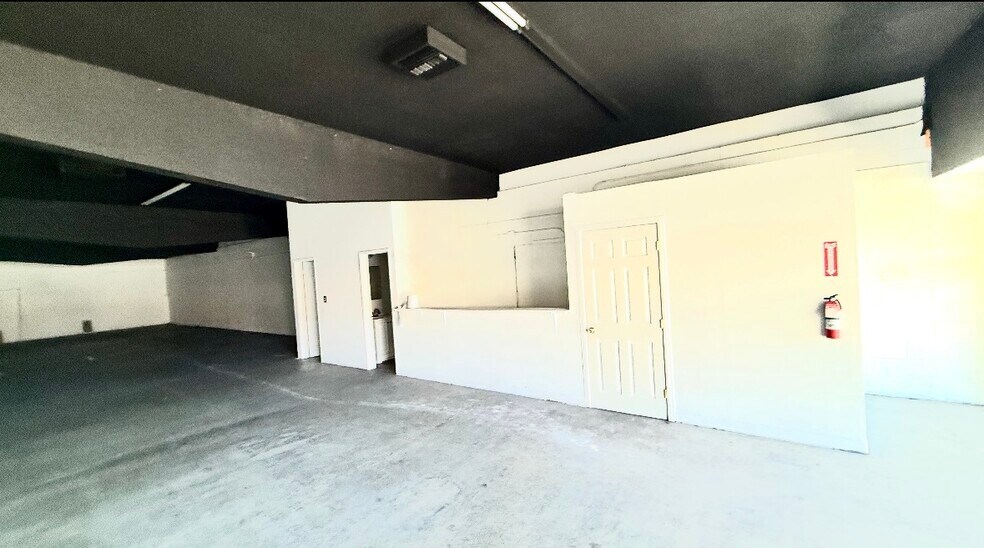 More Photos Of 200-216 E Highland Ave, San Bernardino Unknown For Lease