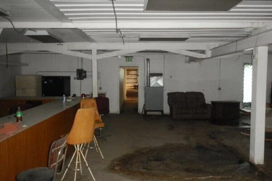 More Photos Of 4225 East St, Akron Office For Sale