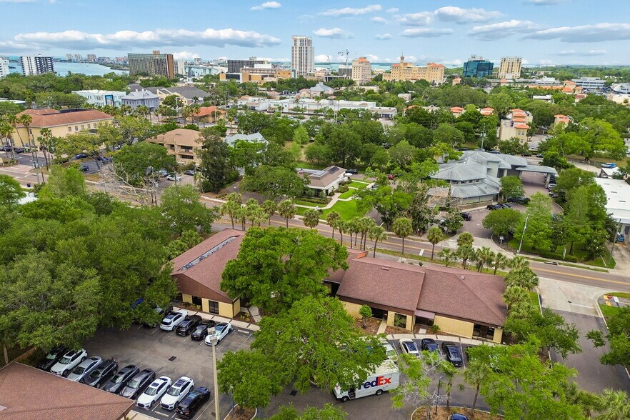 More Photos Of 611 Druid Rd E, Clearwater Medical For Sale