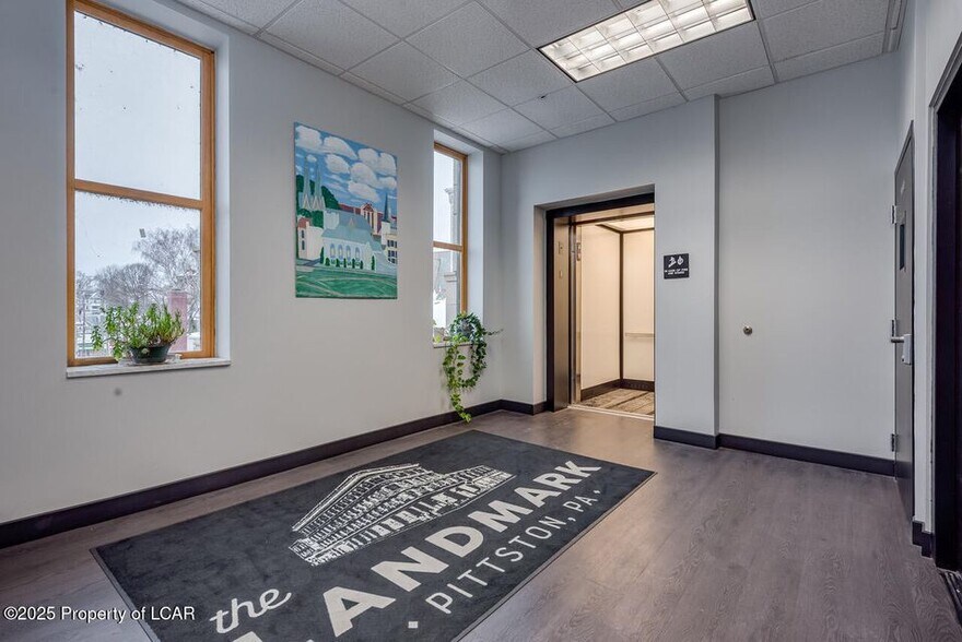 More Photos Of 2 S Main St, Pittston Loft Creative Space For Lease