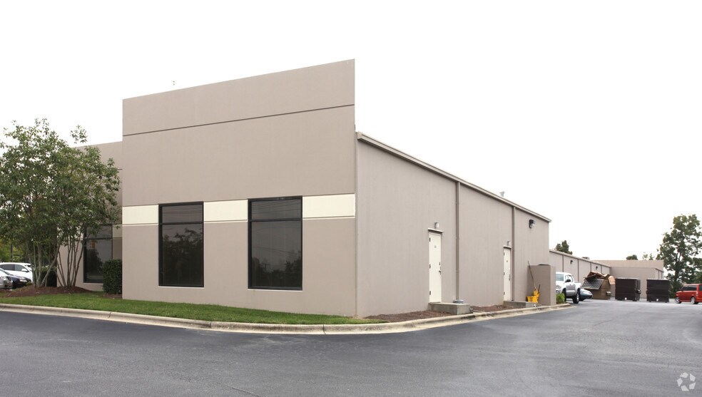 More Photos Of 2640 Willard Dairy Rd, High Point Medical For Sale