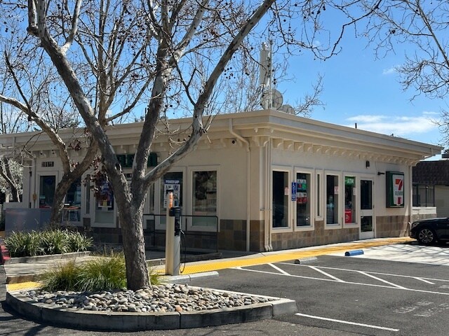 More Photos Of 39925 Mission Blvd, Fremont Service Station For Sale