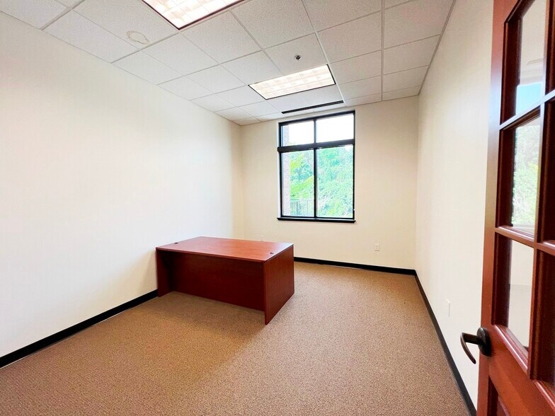 More Photos Of 3620 Swiftwater Park Dr, Suwanee Loft Creative Space For Sale