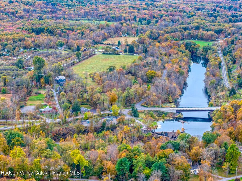 More Photos Of 155 Main St, High Falls Restaurant For Sale