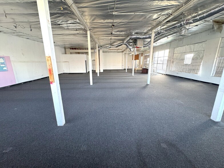 More Photos Of 600-602 E 12th St, Los Angeles Warehouse For Lease