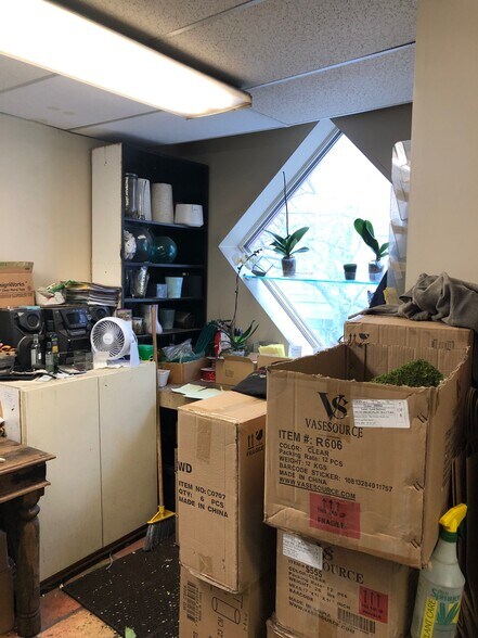 More Photos Of 852 10th Ave, New York Storefront Retail Residential For Sale