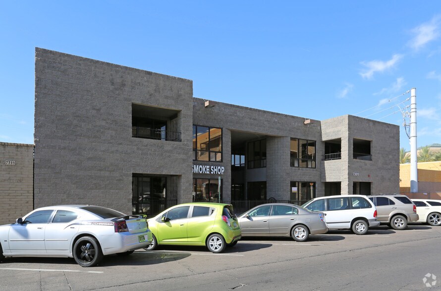 Primary Photo Of 7309 E Stetson Dr, Scottsdale Office For Lease