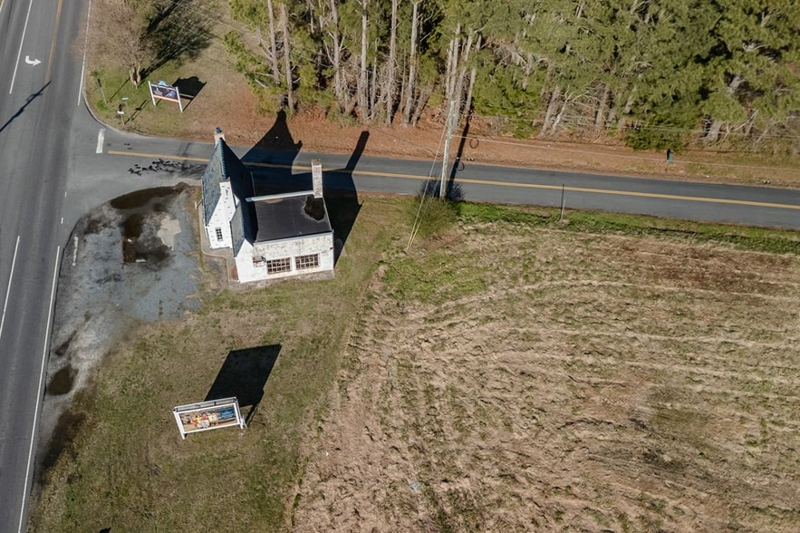 More Photos Of 3255 Stone Rd, Cape Charles Storefront Retail Office For Sale