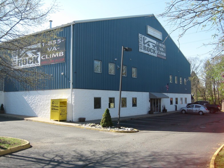 Primary Photo Of 10217-10225 Nokesville Rd, Manassas Restaurant For Lease