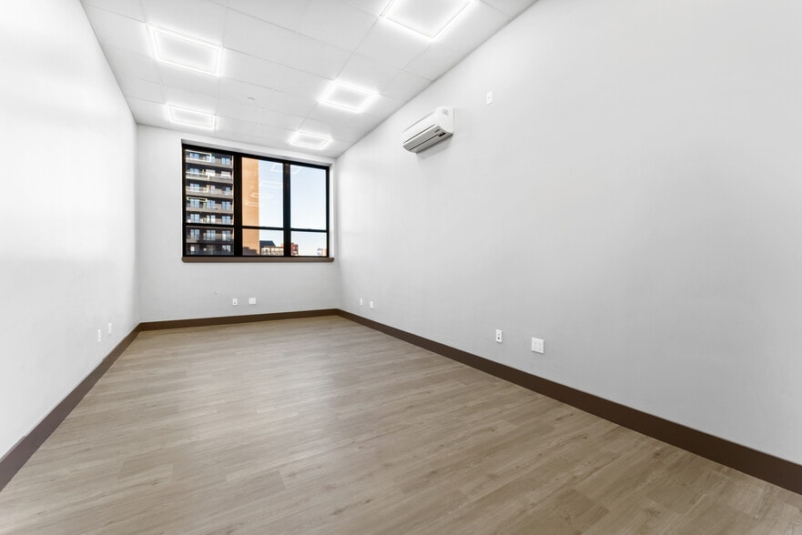 More Photos Of 48-50 Spencer St, Brooklyn Warehouse For Lease