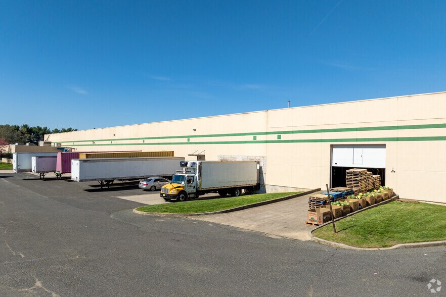 More Photos Of 183 Three Brooks Rd, Freehold Warehouse For Lease
